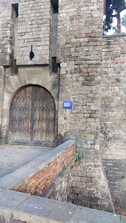 Puerta de Santa Madrona