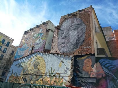 Mural de Uriginal sobre Rosalia