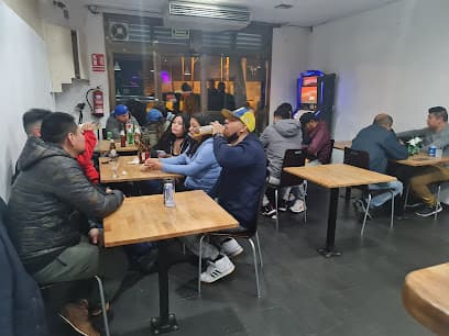 Latinúm Food & Drink ...