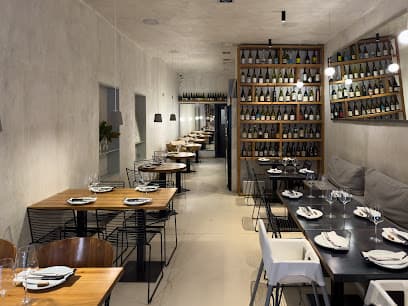 MONOCROM - Restaurant | Bistró | Vins naturals