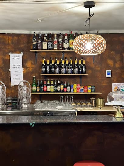 Nigerian Restaurant Barcelona:B Royal Cuisine CERVECERIA TURO 48