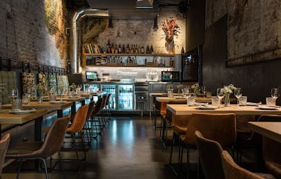 Season Tapes Restaurant